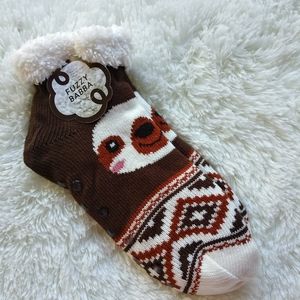 🍁NWT Brown Sloth Fuzzy Slippers Socks